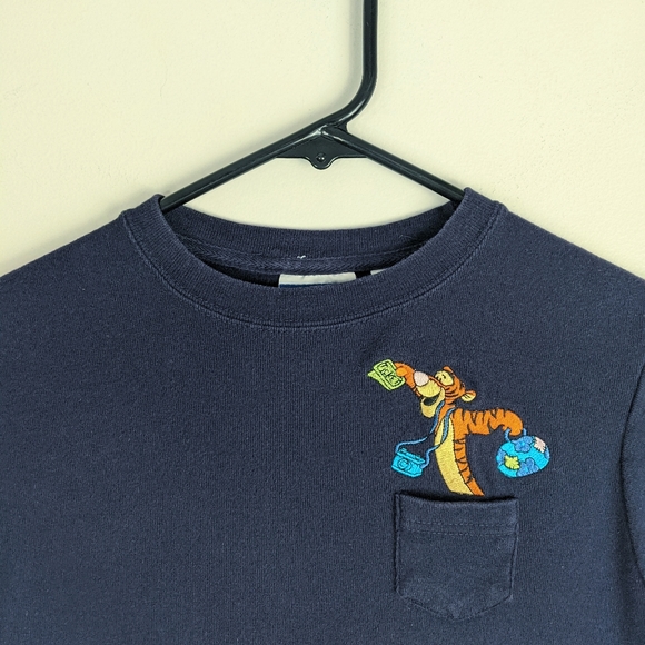 Early 2000s Disney Pooh Navy Blue Embroidered Tigger Cropped Baby Tee - Picture 8 of 9